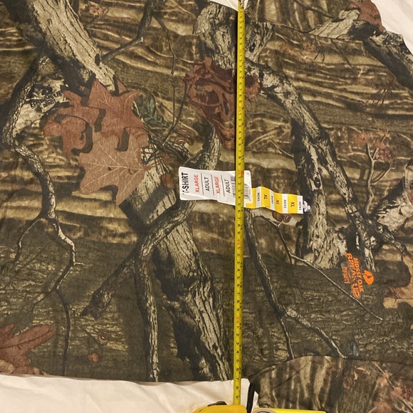 COPY - NWT- Mens Mossy Oak T-Shirt, Size XL & Sublimated Crew Support Socks,Siz… - Picture 8 of 9
